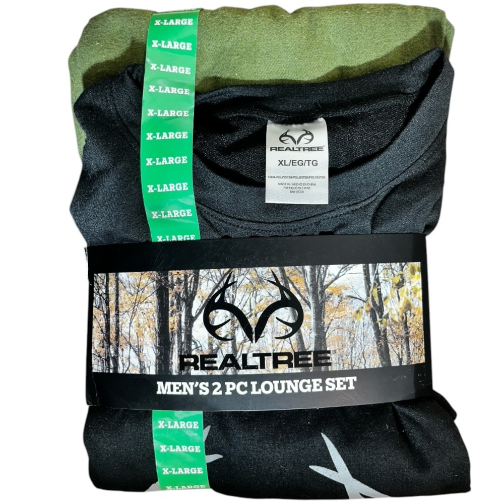 Realtree Men’s 2 Piece Lounge Set. NWT